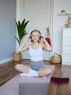 Mindfulness Apps: Reduce Stress by 15% in 3 Months (2025 Guide) - Cover Image