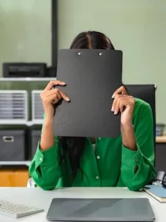Combatting Workplace Burnout: 5 Proven Strategies for US Professionals in 2025 - Cover Image