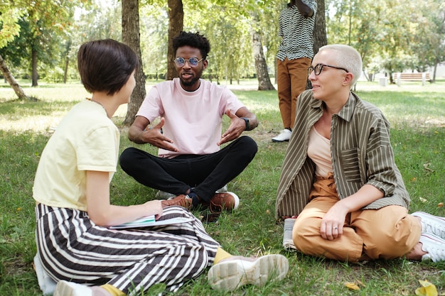 Federal Government Tackles Climate Change Anxiety with New Public Awareness Campaign