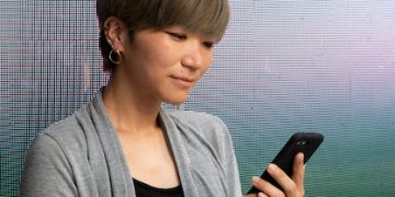FCC's AI Social Media Guidelines: Impact on Mental Health in 2025 - Cover Image